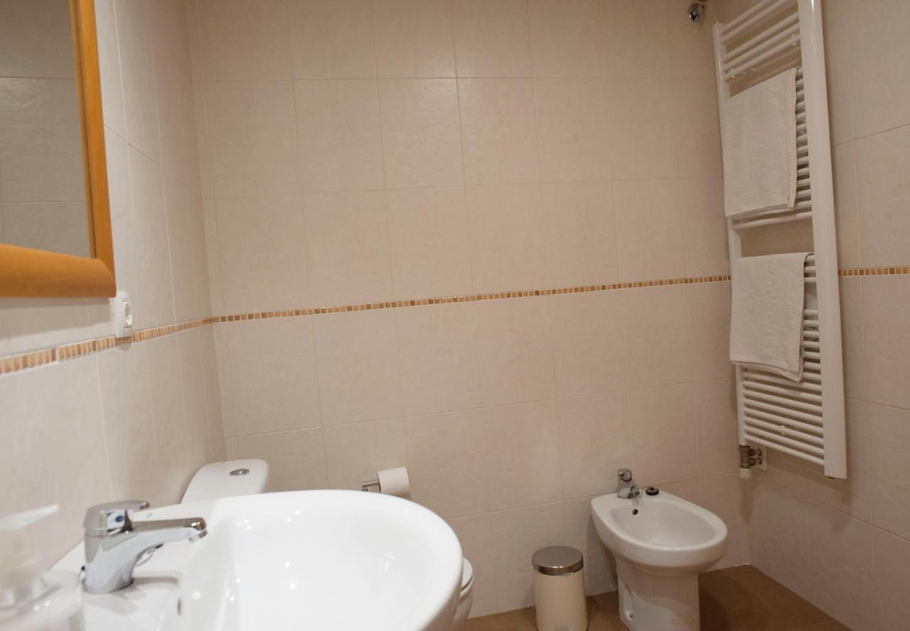 Apartament Bisaura De Ter 산트 퀸제 데 베소라 외부 사진