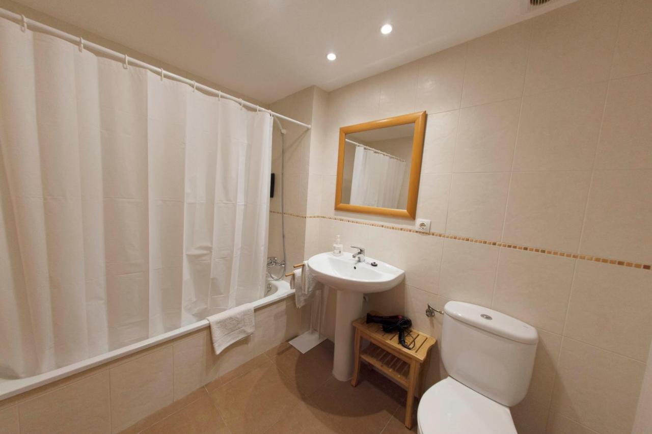 Apartament Bisaura De Ter 산트 퀸제 데 베소라 외부 사진