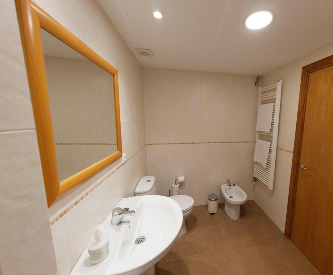 Apartament Bisaura De Ter 산트 퀸제 데 베소라 외부 사진