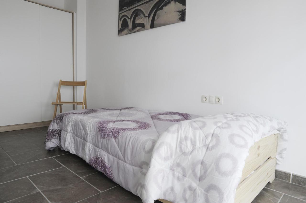 Apartament Bisaura De Ter 산트 퀸제 데 베소라 외부 사진