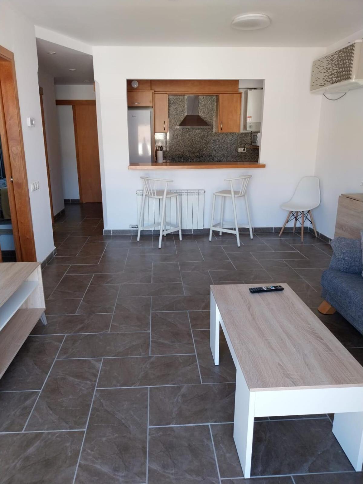 Apartament Bisaura De Ter 산트 퀸제 데 베소라 외부 사진